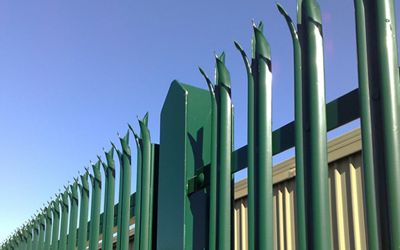 palisade fence